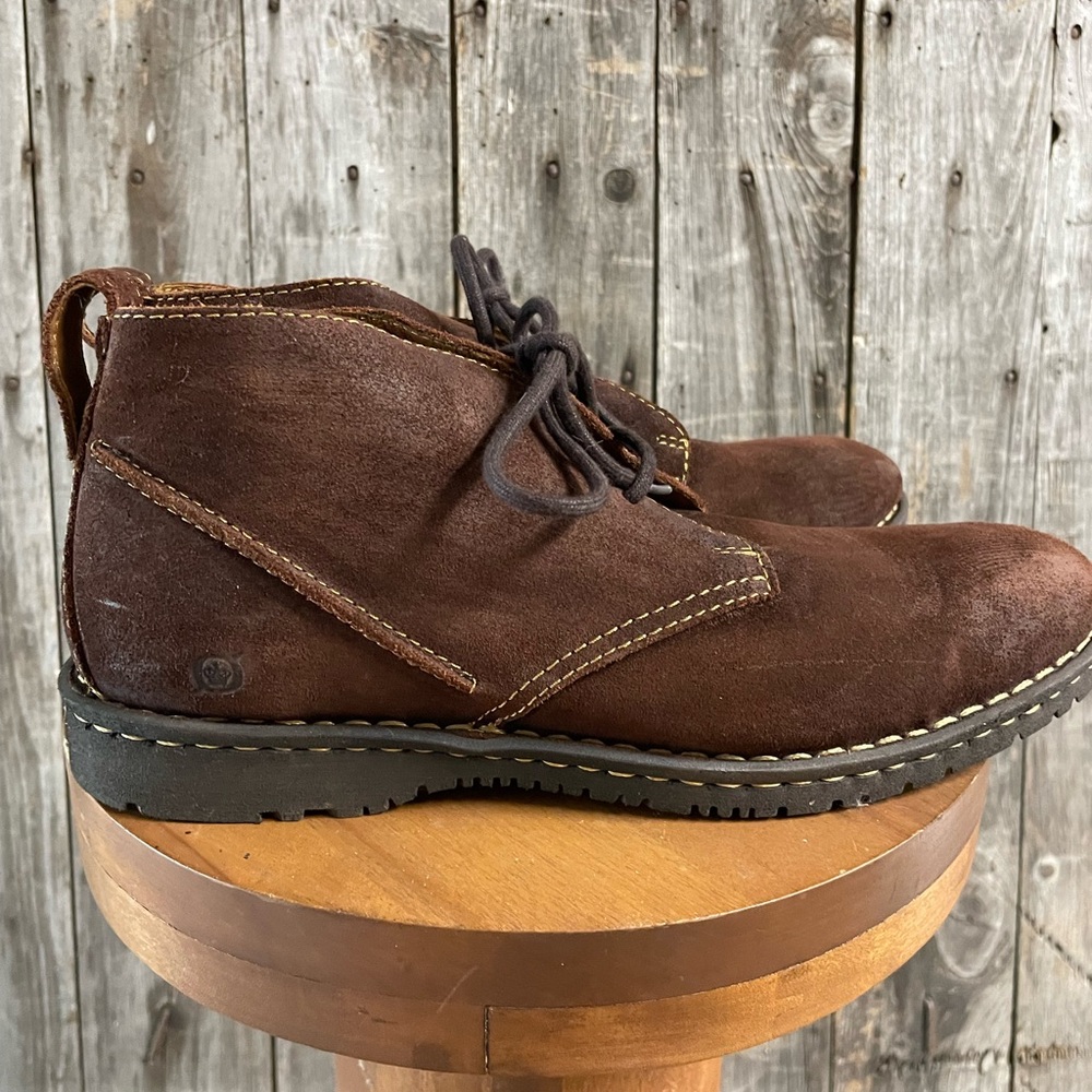 BORN Brown Suede Lace Up Chukka Ankle Boot - size 10.5